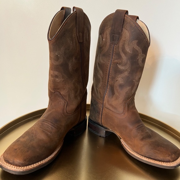CODY JAMES BOYS' NASH DISTRESSED WESTERN BOOTS - BROAD SQUARE TOE (Boys size 4) - Picture 4 of 8